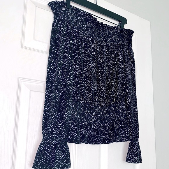 Express Off Shoulder Ruffle Sleeve Top - Picture 3 of 6